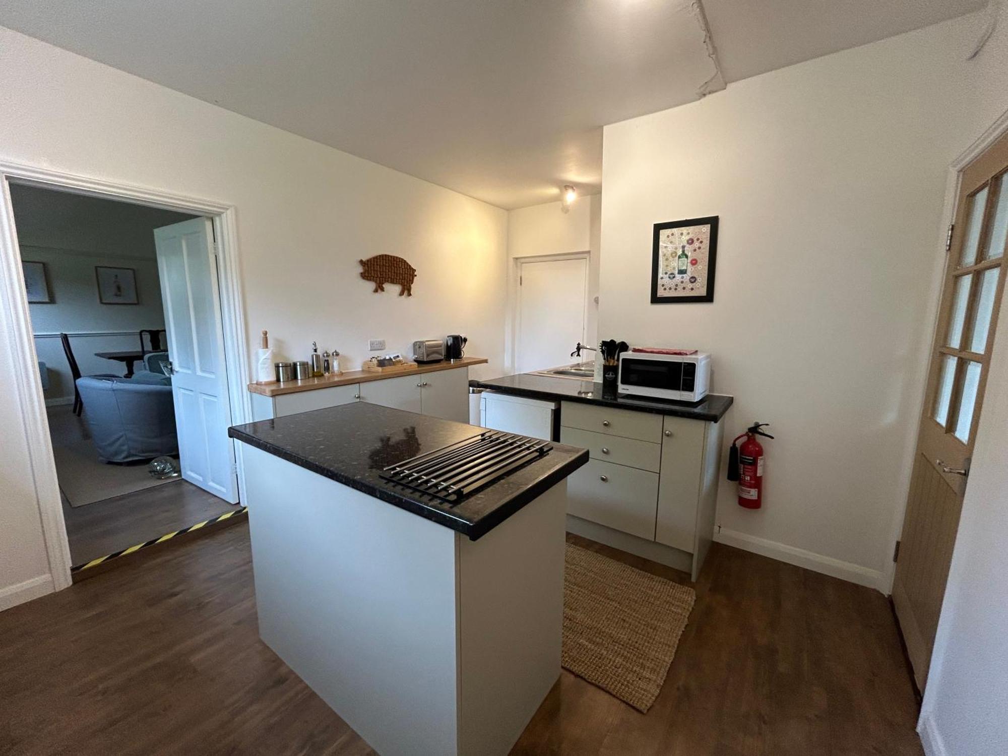 *New* Hartest Vineyard 2 Bed Cottage With Parking Exterior photo